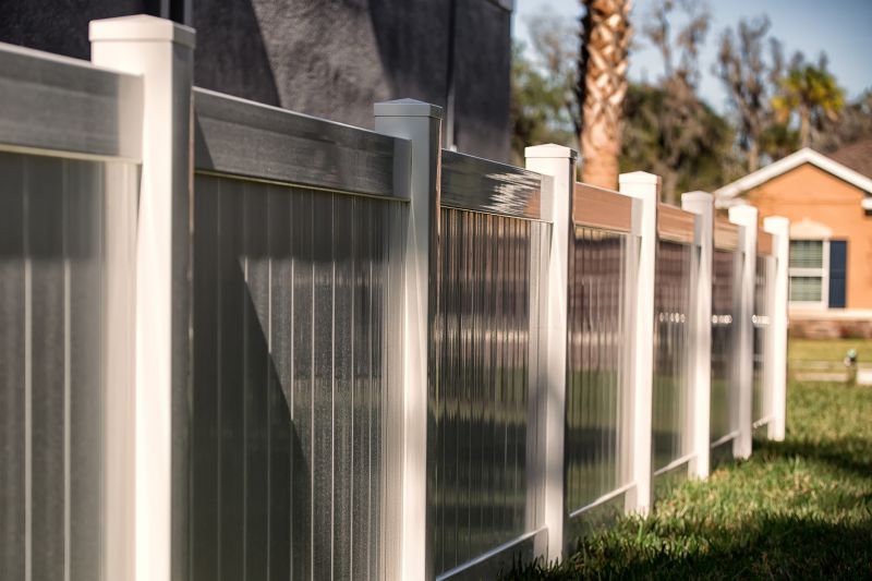 Vinyl Fence Replacement in South Houston, TX